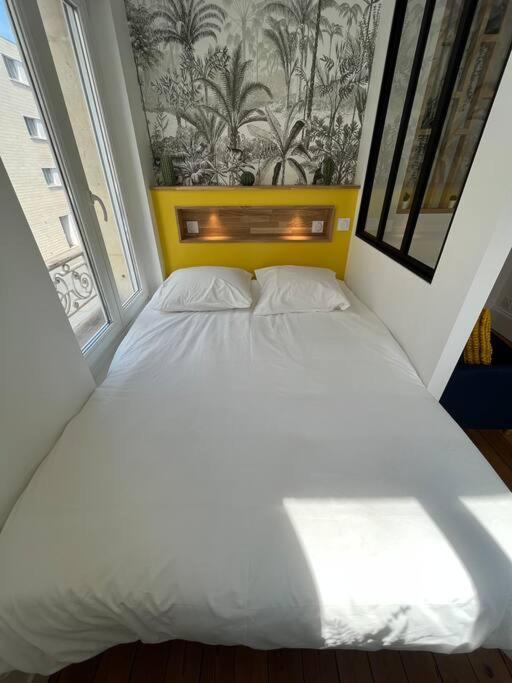 Studio Au Coeur De Caen-Renove Apartment Ngoại thất bức ảnh