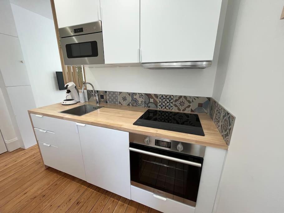 Studio Au Coeur De Caen-Renove Apartment Ngoại thất bức ảnh