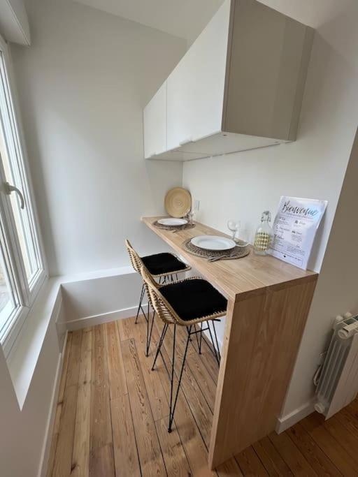 Studio Au Coeur De Caen-Renove Apartment Ngoại thất bức ảnh